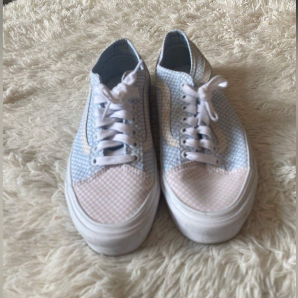 Vans Old Skool Checkered Beige and Baby Blue Sneakers US Women’s 9, Men’s 7.5